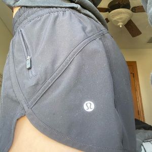 -black lululemon shorts